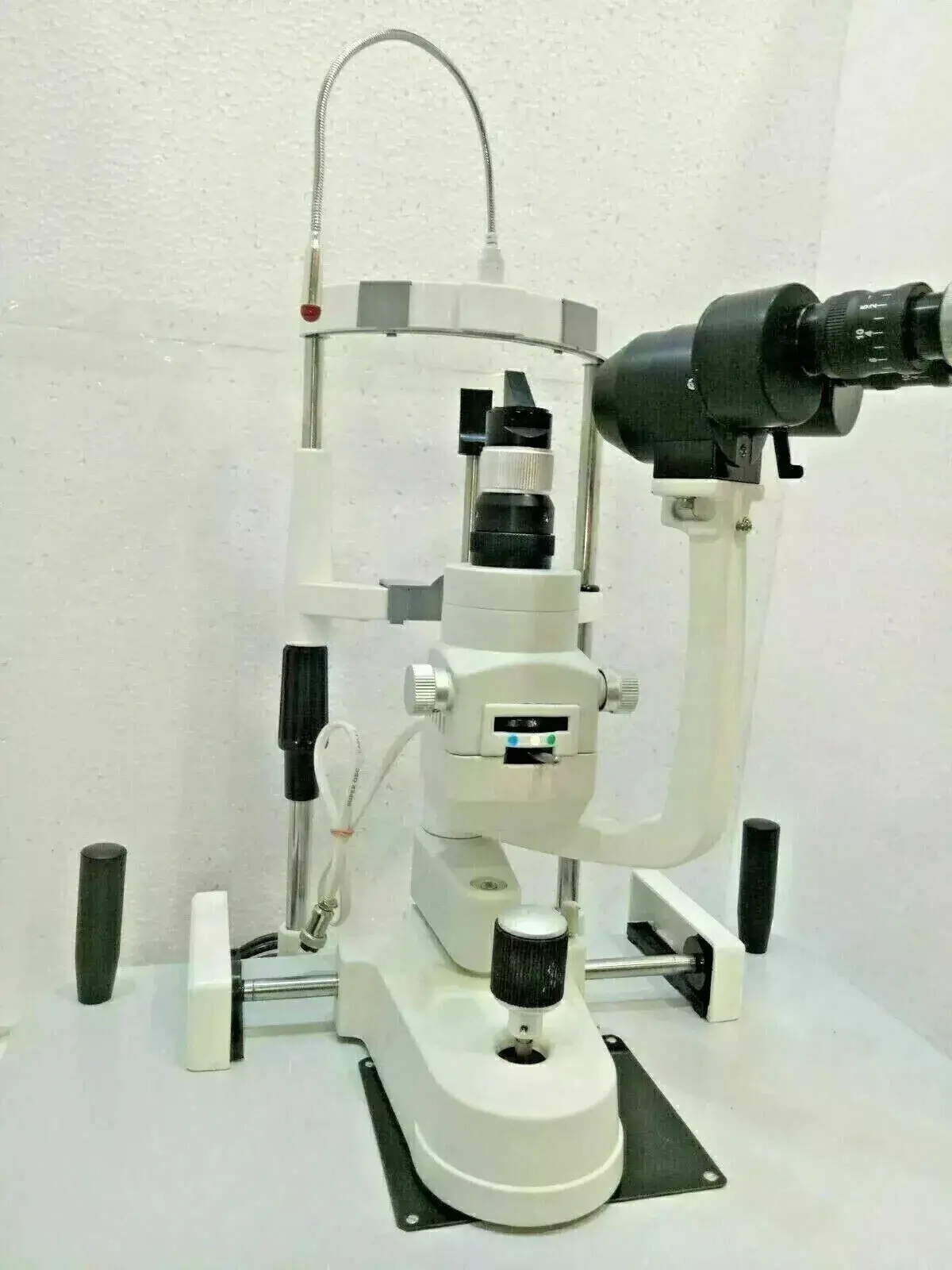 Slit Lamp