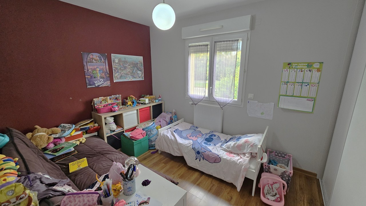 Maison à Villefontaine — photo 10