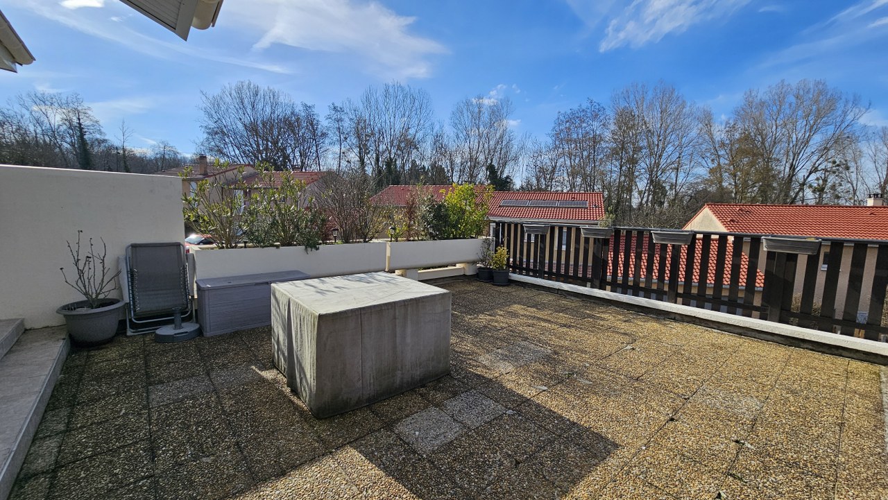 maison-a-villefontaine-a-vendre-agence-immobiliere