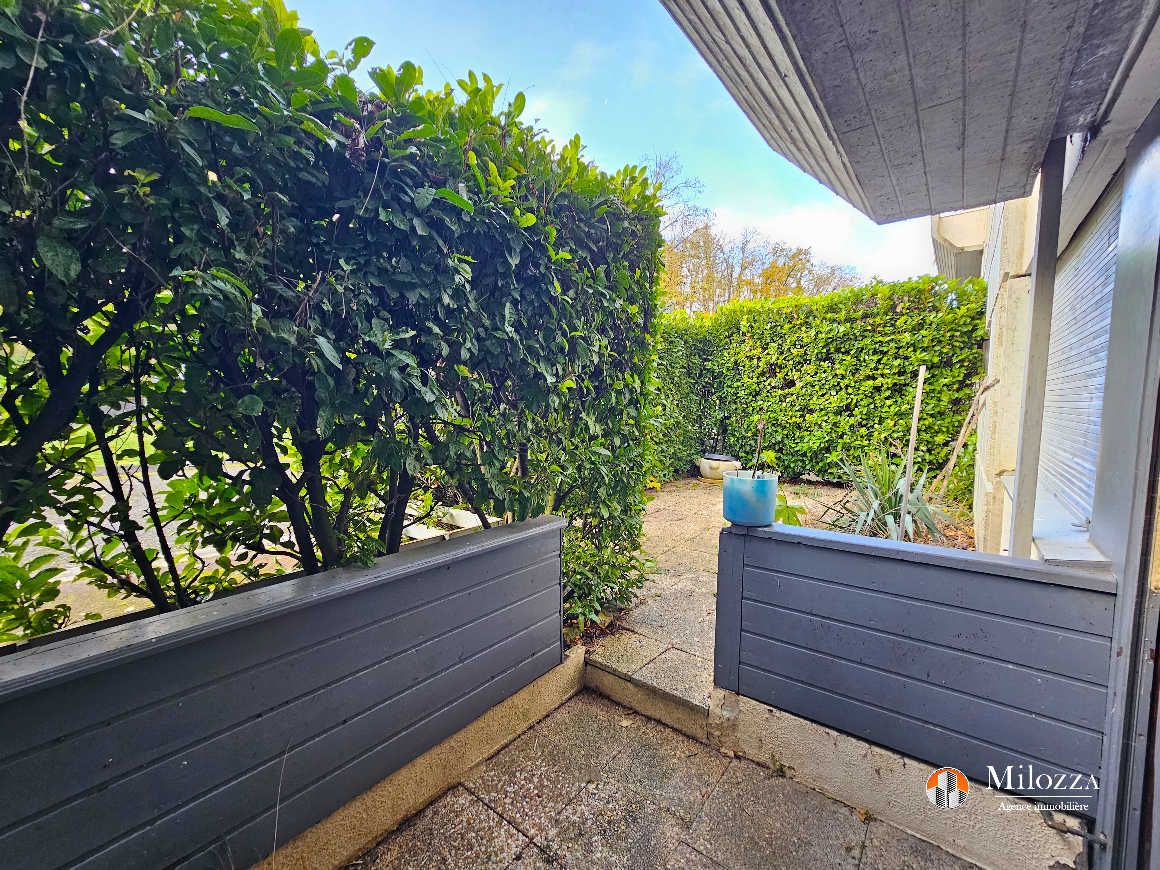 Appartement à Vaulx Milieu — photo 6