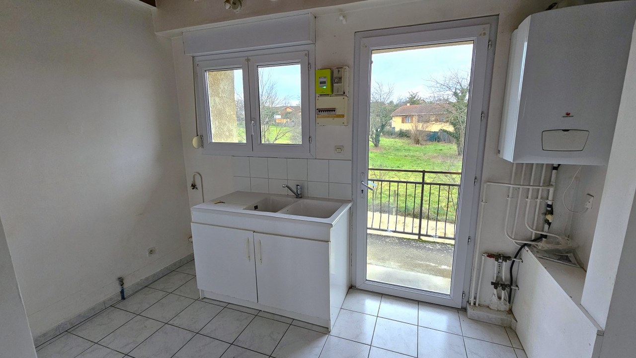Appartement à L'isle D'abeau — photo 5