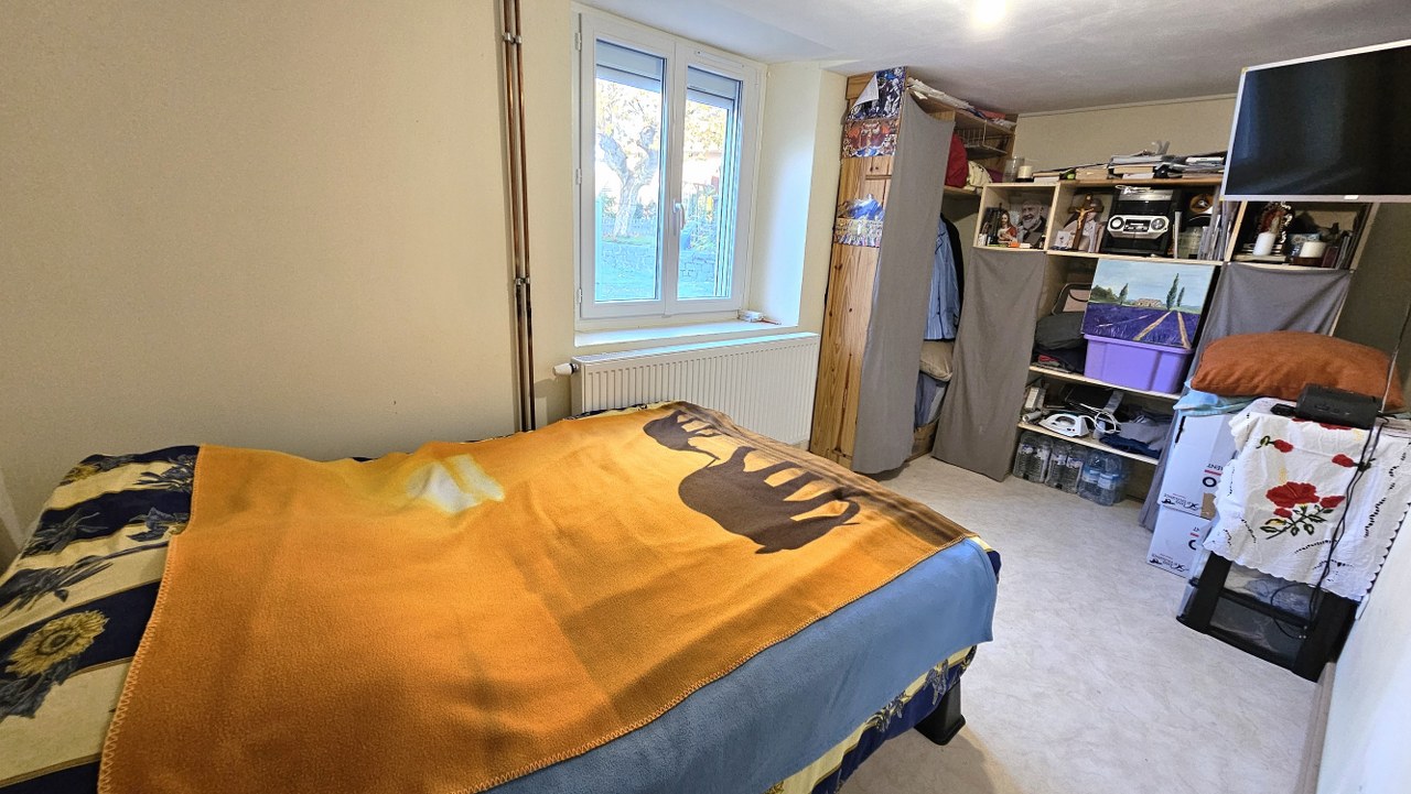 Maison à Bonnefamille — photo 15