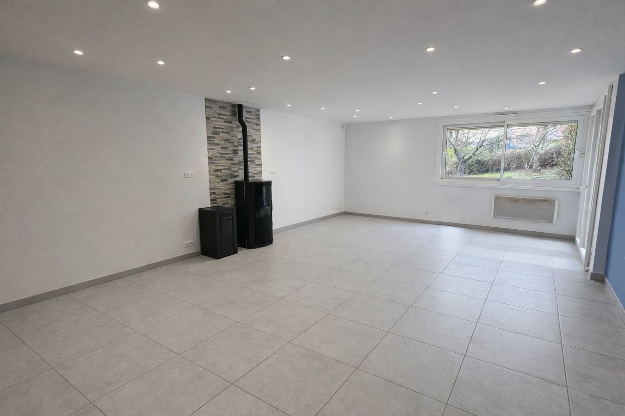 maison a vendre a villefontaine.jpg