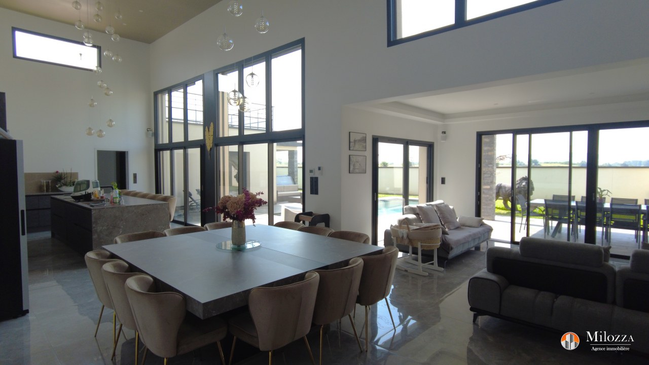 Agence immobiliere a saint-quentin-fallavier Maison a vendre de prestige a satolas et bonce