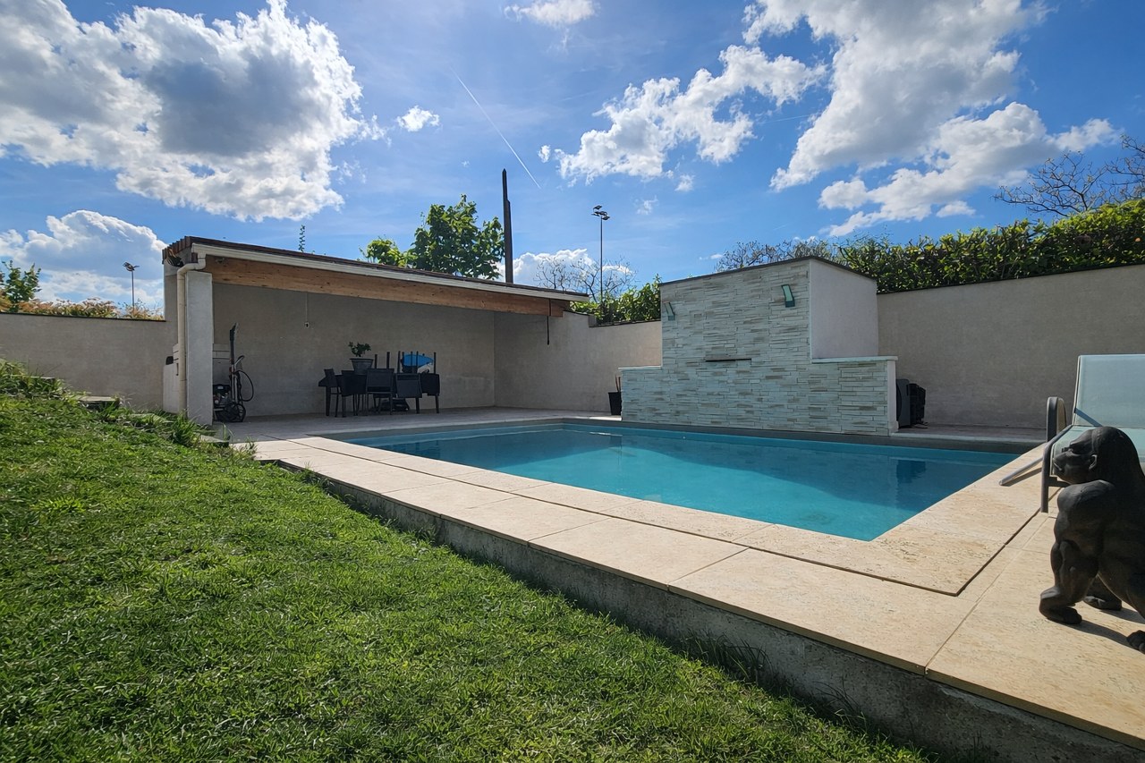Maison à La Verpillière — photo 3