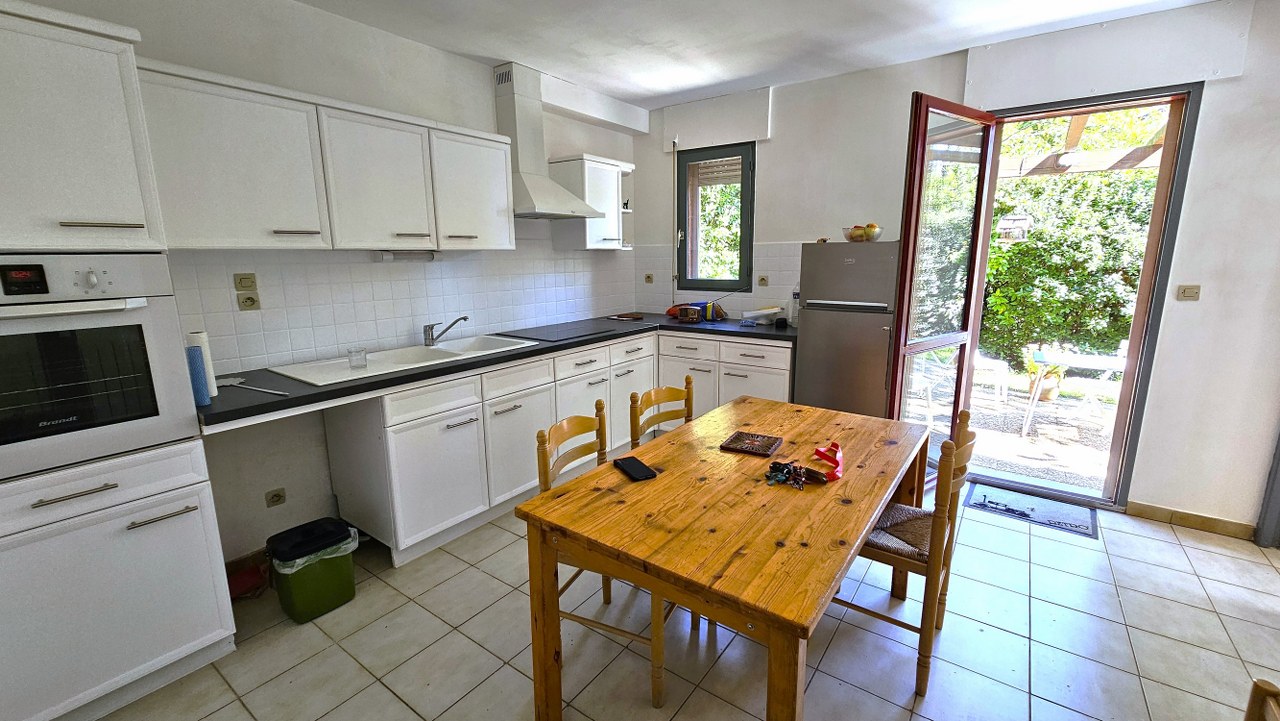Maison à Vaulx-Milieu — photo 13