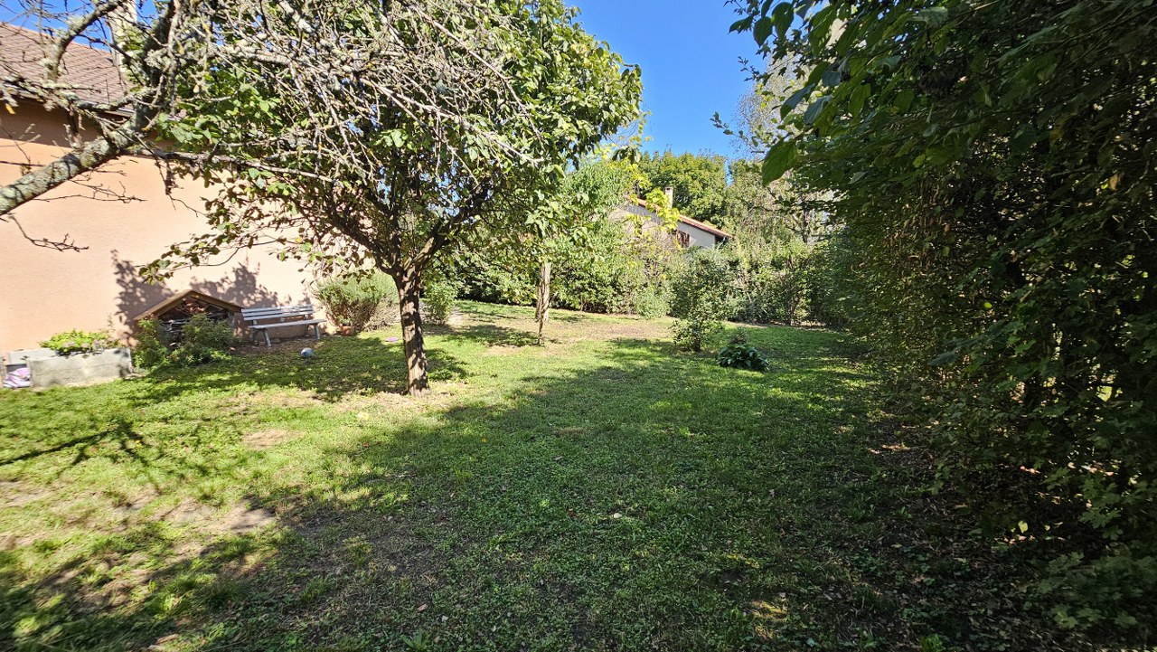 Maison à Vaulx-Milieu — photo 10