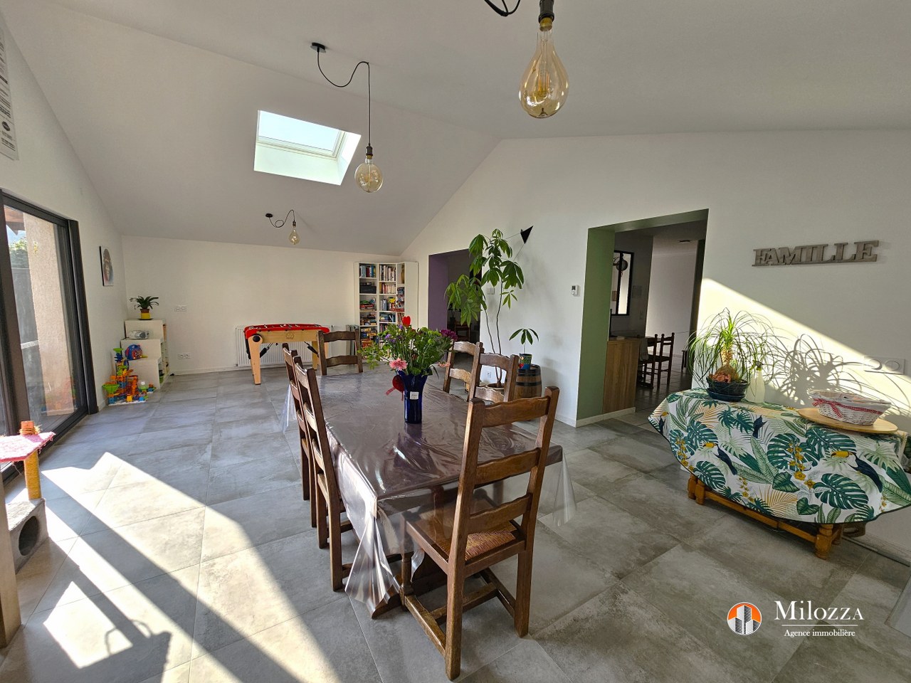 Maison à Meyzieu — photo 7