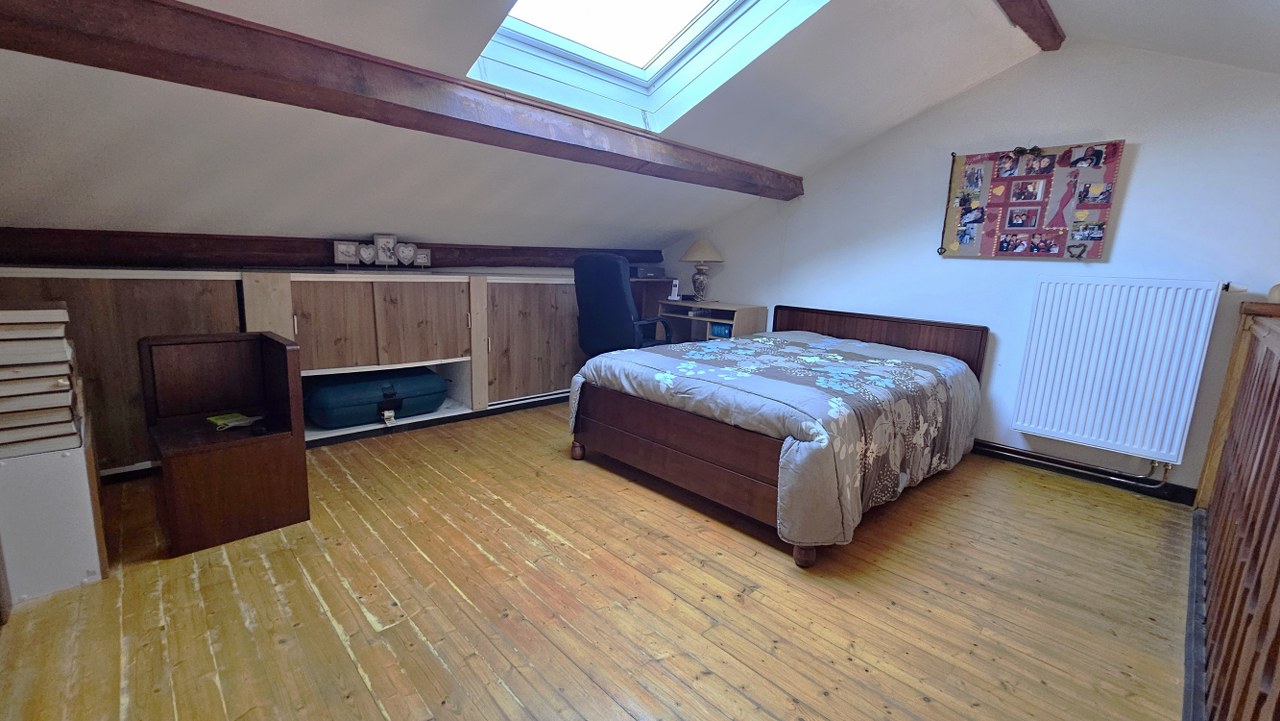 Maison à Bonnefamille — photo 13