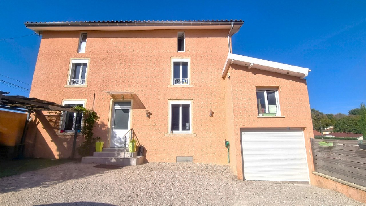 Maison à Roche (38090) — photo 1