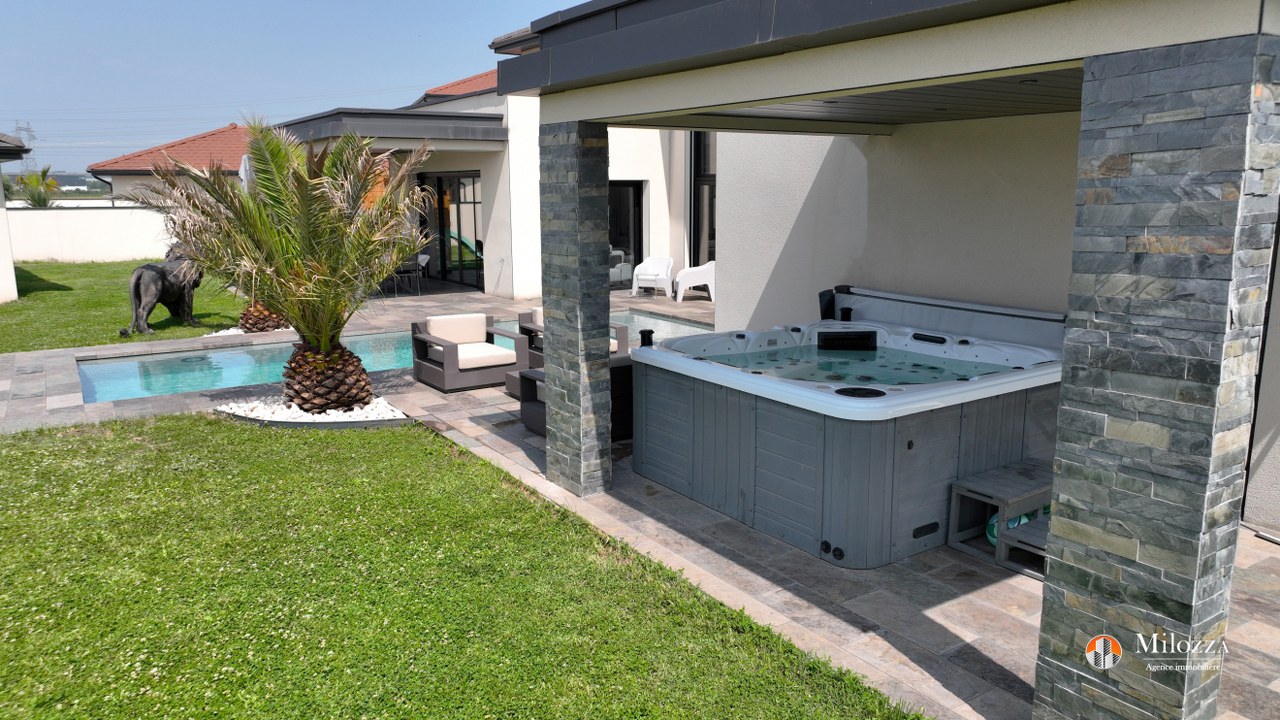Agence immobiliere a saint-quentin-fallavier Maison a vendre de prestige a satolas et bonce