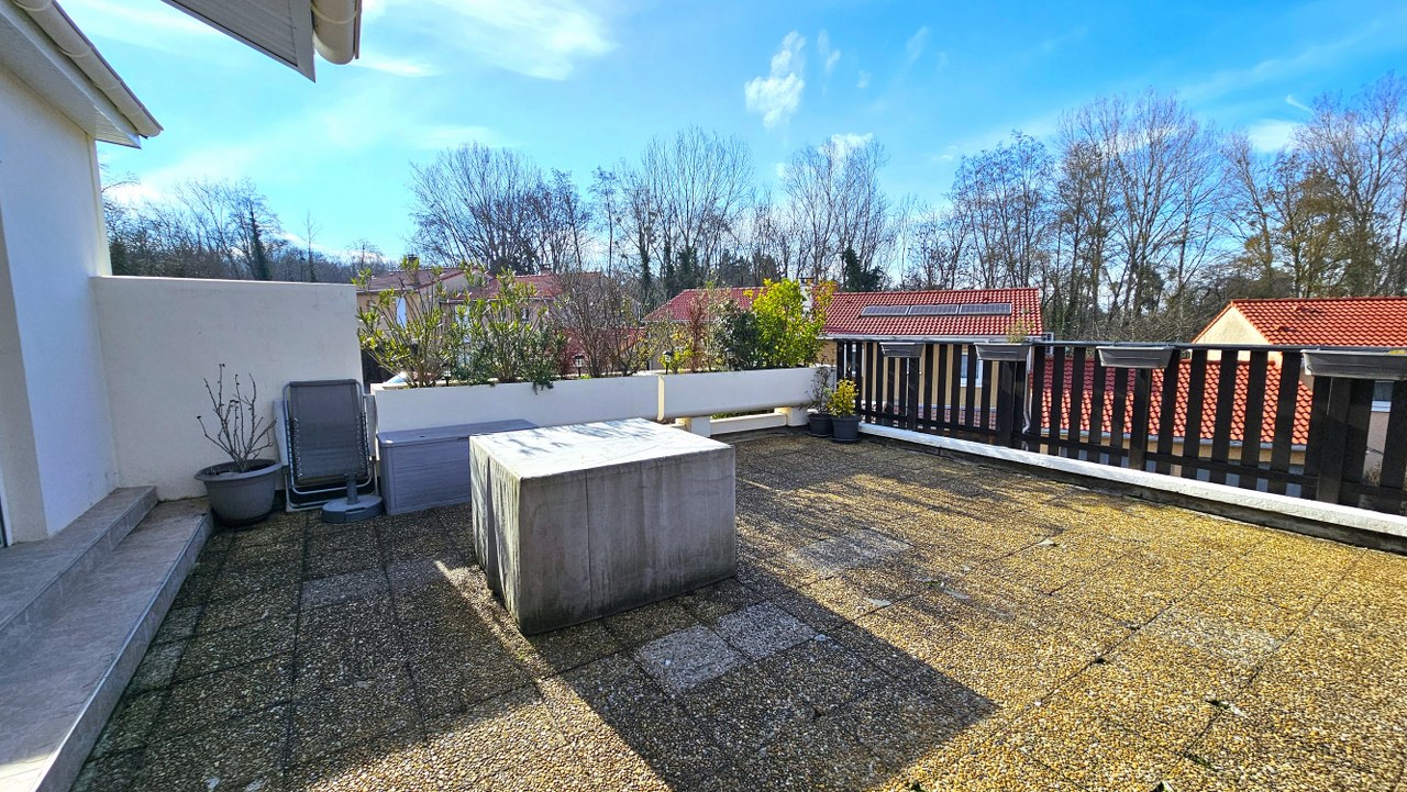 maison-a-villefontaine-a-vendre-agence-immobiliere