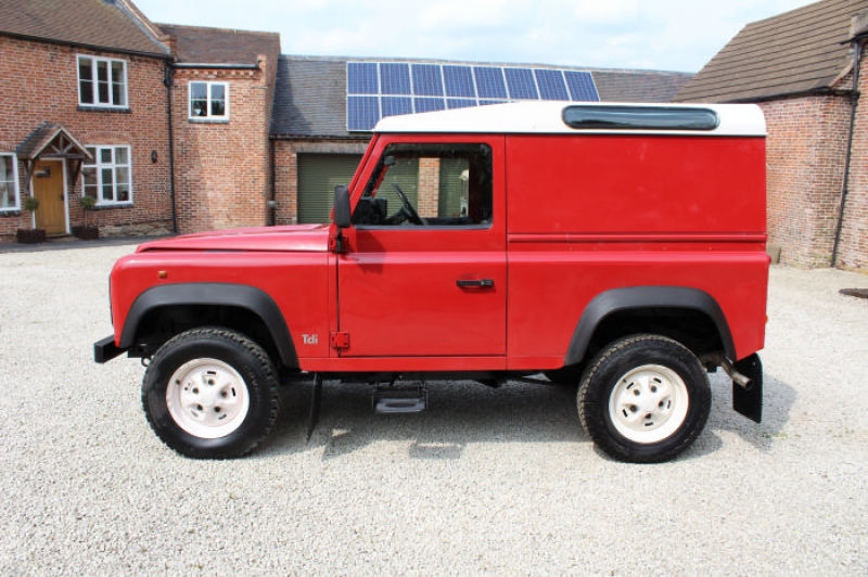 Thumbnail: (SOLD) - 1994 90 County Hard Top 300Tdi