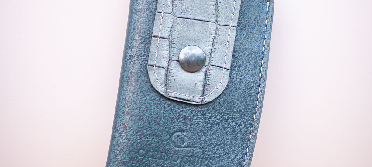 Porte-lunettes en cuir