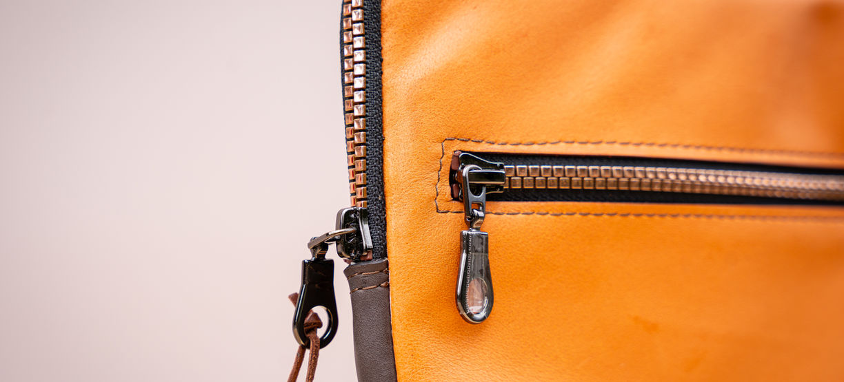 Housse ordinateur/tablette en cuir