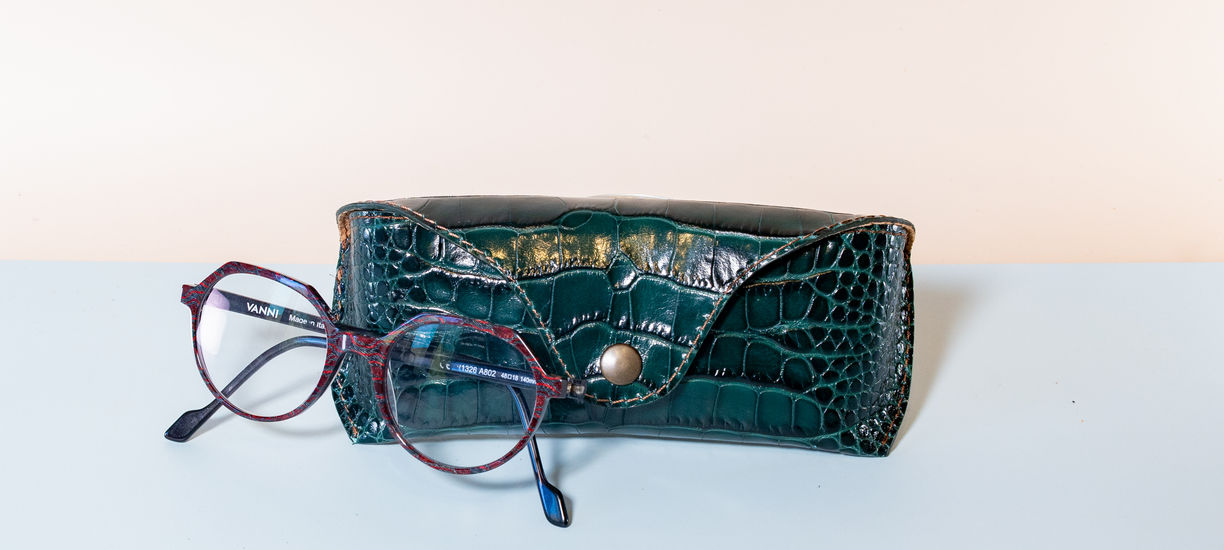 Porte-lunettes en cuir