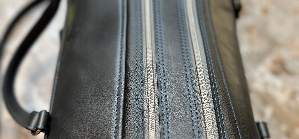 Sac week end cuir grainé/cuir lisse noir