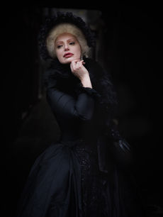 La Dama Nera 黑寡婦