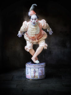 Acquerello: Basato sul romanzo “NEL CUORE DI UN CLOWN”…. 水彩畫: 改編自小說《小丑的內心》…