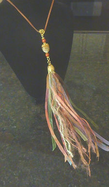 166 - Necklace wtassle (2).JPG
