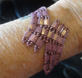 237 Bracelet - Tilas pinish lav 6.5 - 8 $ 40..JPG