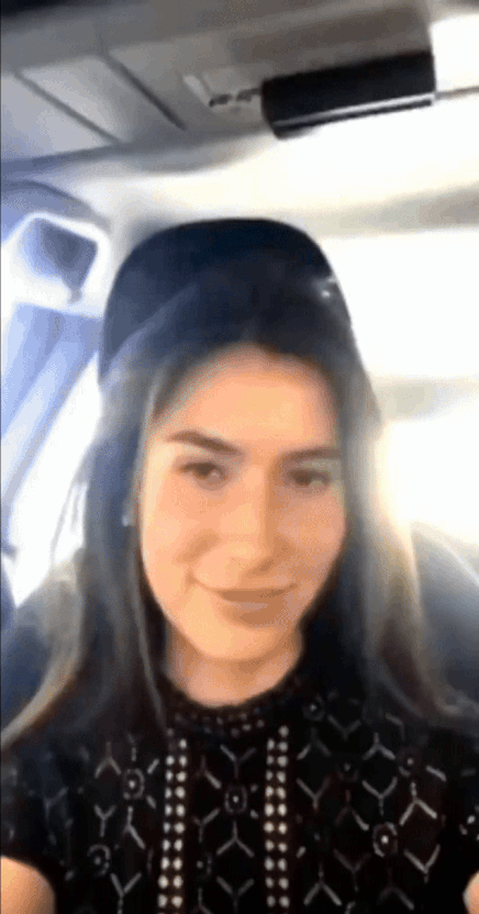 Esta Sissy no puede contener sus impulsos exhibicionistas