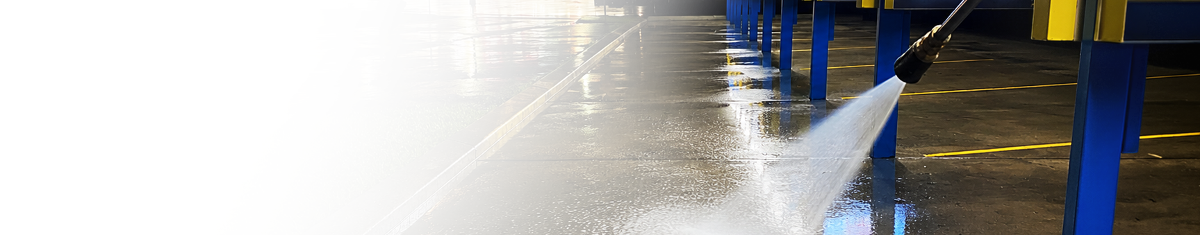Commercial pressure washing service in Bowling Green KY cleaning concrete and exterior surfaces for local businesses