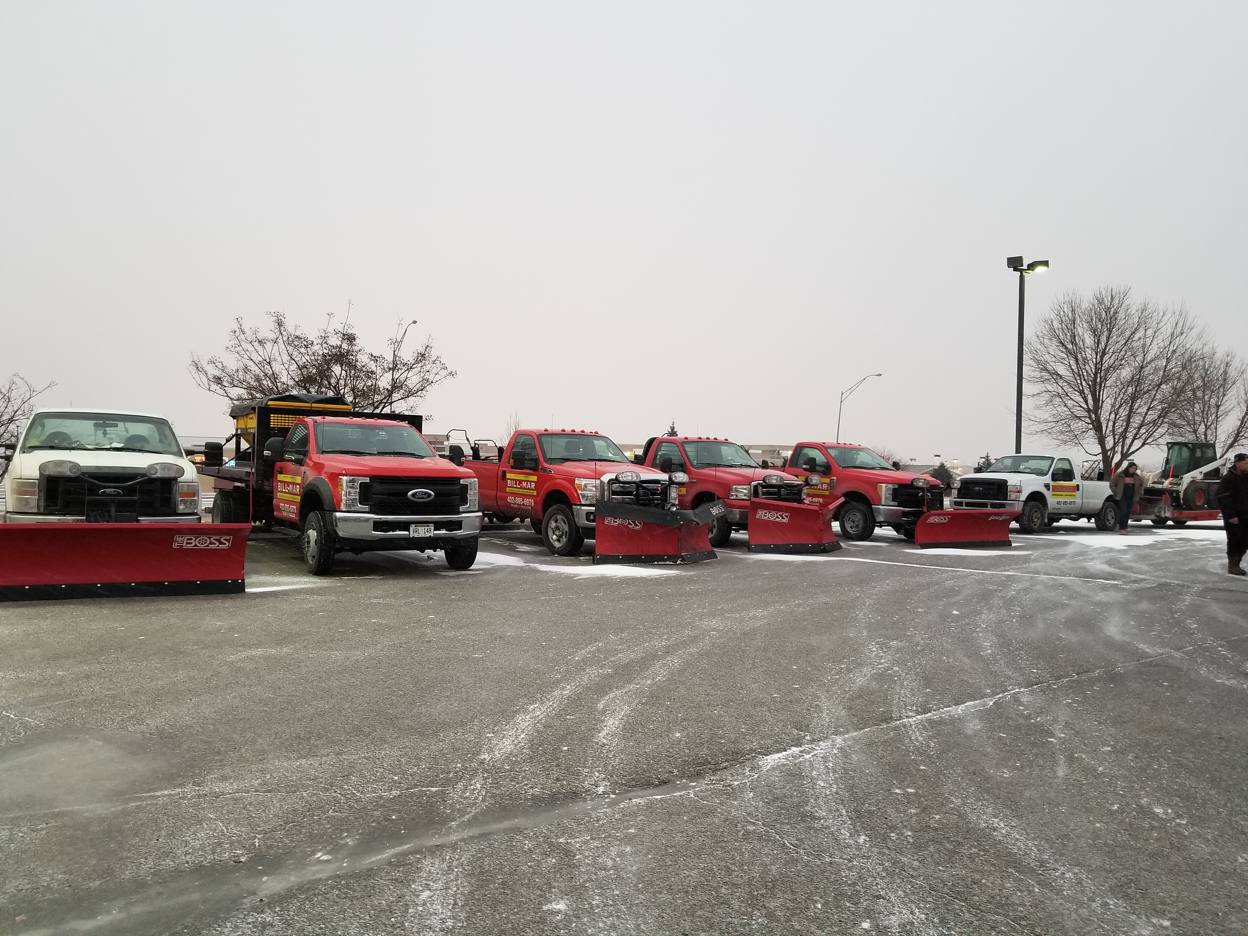 BillMar Professional Lawn & Landscape Services Omaha FertDawgs