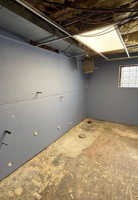 MensRoomDrywalled.jpeg