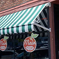 Exterior-Awning-The-Main-Squeeze-Saint-Albans-Vermont-Integrity-Awnings-Commercial-Gallery