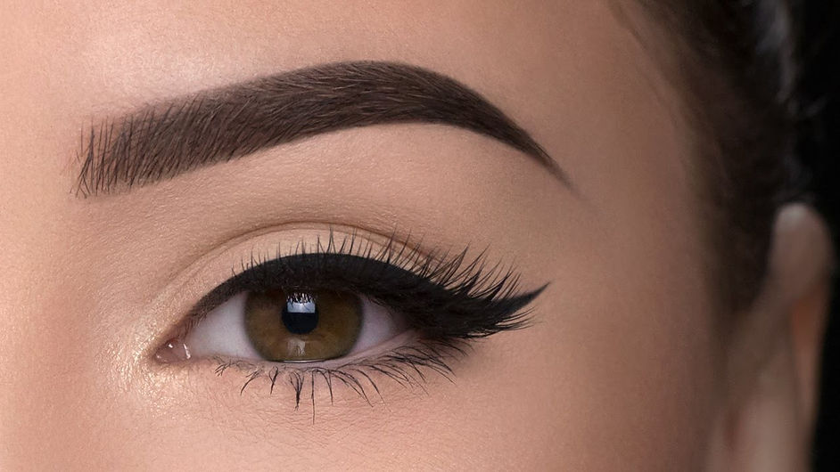 Ceja-con-microblading.jpeg