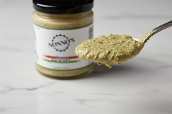 Pesto Jar Lifestyle - Scooping