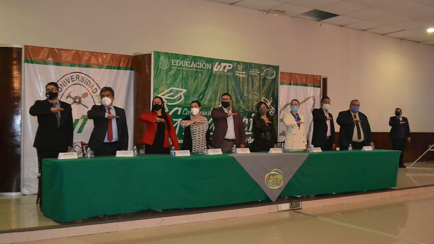 Culminan sus estudios 250 estudiantes de tres generaciones de la UTP