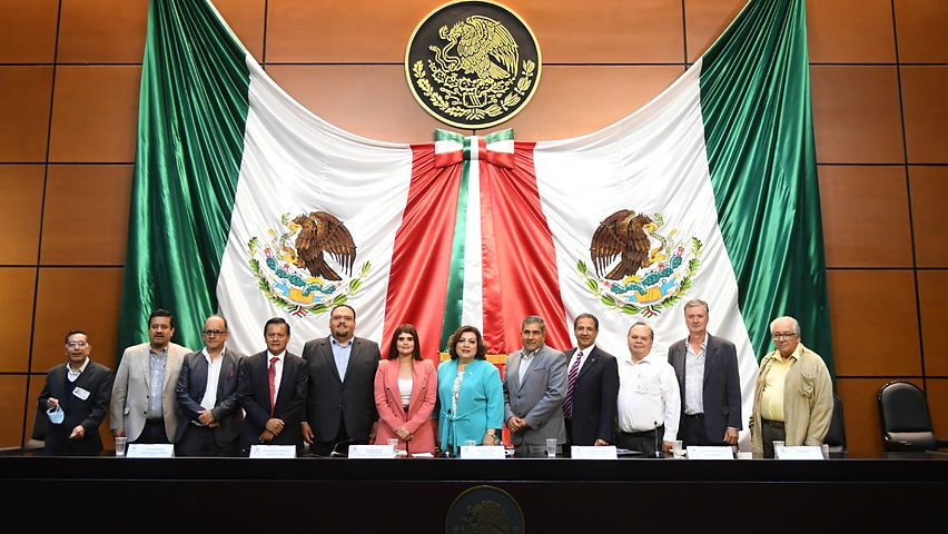 Encabeza Ángeles Gutiérrez reunión con diversos sectores de la economía social