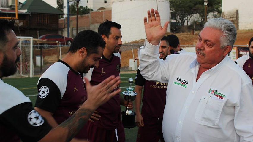 Donaré dos autobuses para transporte exclusivo de deportistas: Miguel Jurado