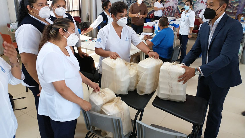 Se solidariza Presidente Electo con voluntarios de vacunación anti-Covid