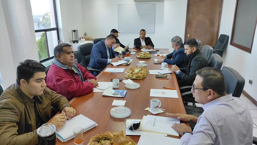 Establece César Peña mesa de trabajo con USAID para concretar modelo de Justicia Cívica