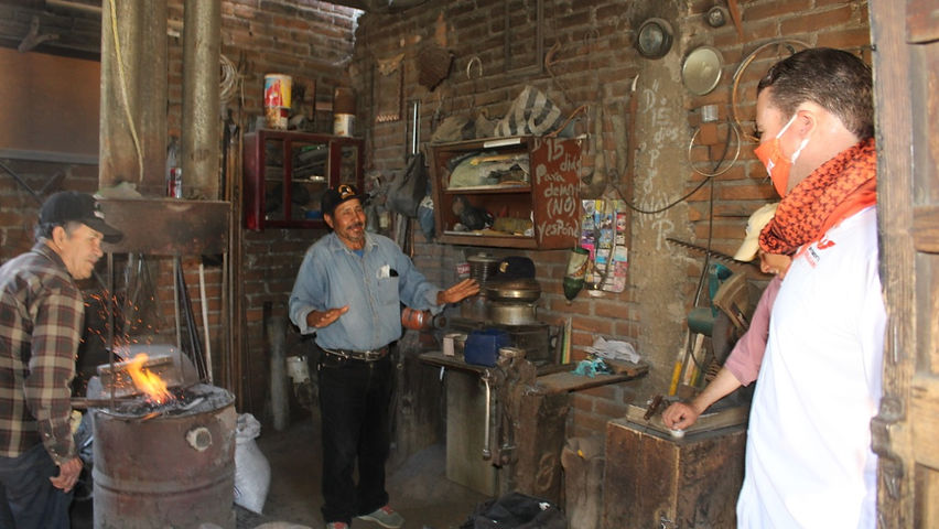Gestionaré apoyos económicos para pequeños negocios en todo el estado: Amín Corral