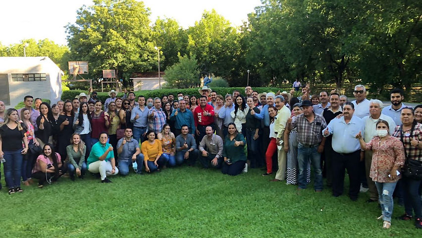 Reunión de priistas en Valle de Allende