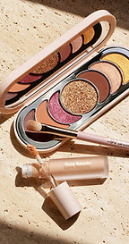 Rare Beauty Discovery Eyeshadow Palette Makeup Brush
