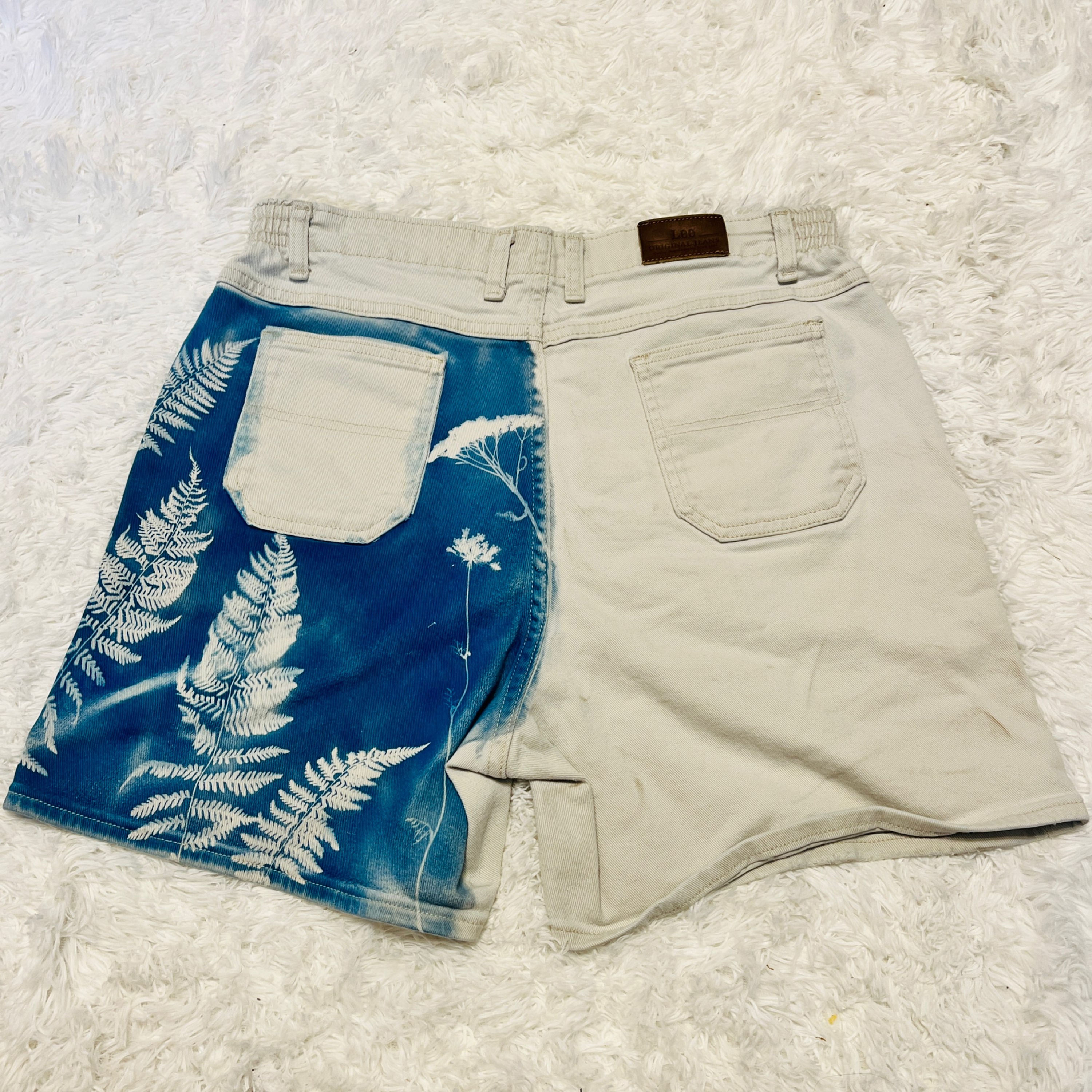 Vintage Lee Shorts | 28.5”