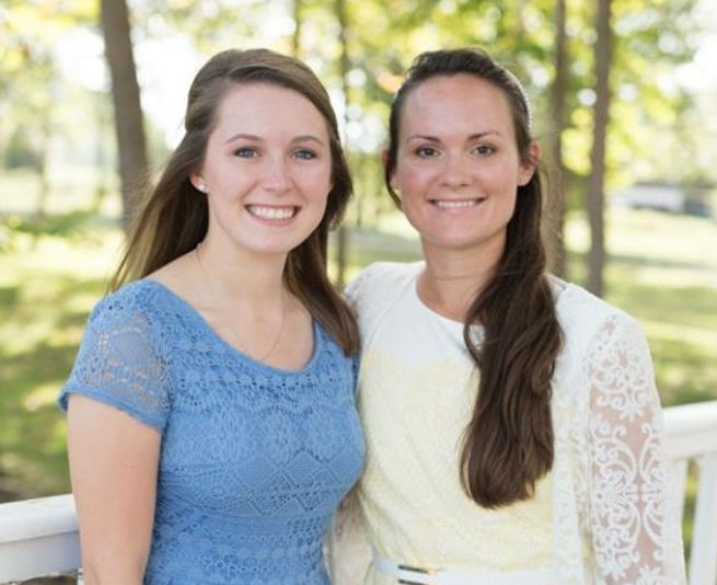 Bridesmaid: Lindsay Bland