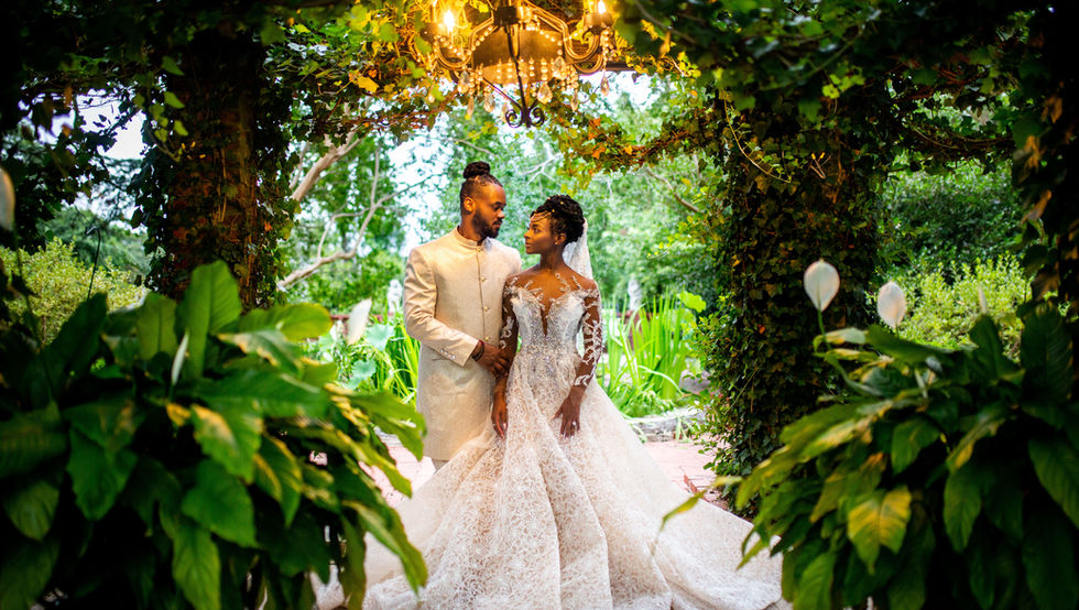 Greenville SC Wedding Photographer, NC Wedding Photographer, SC Wedding Photographer, black female wedding photographer, Clevedale Historic Inn, free wedding photography guide for the bride and groom