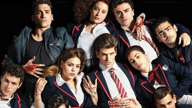 Protagonistas de la primera temporada de Élite. De izquierda a derecha: Ander, Nano, Lu, Marina, Guzmán, Samuel, Nadia, Omar