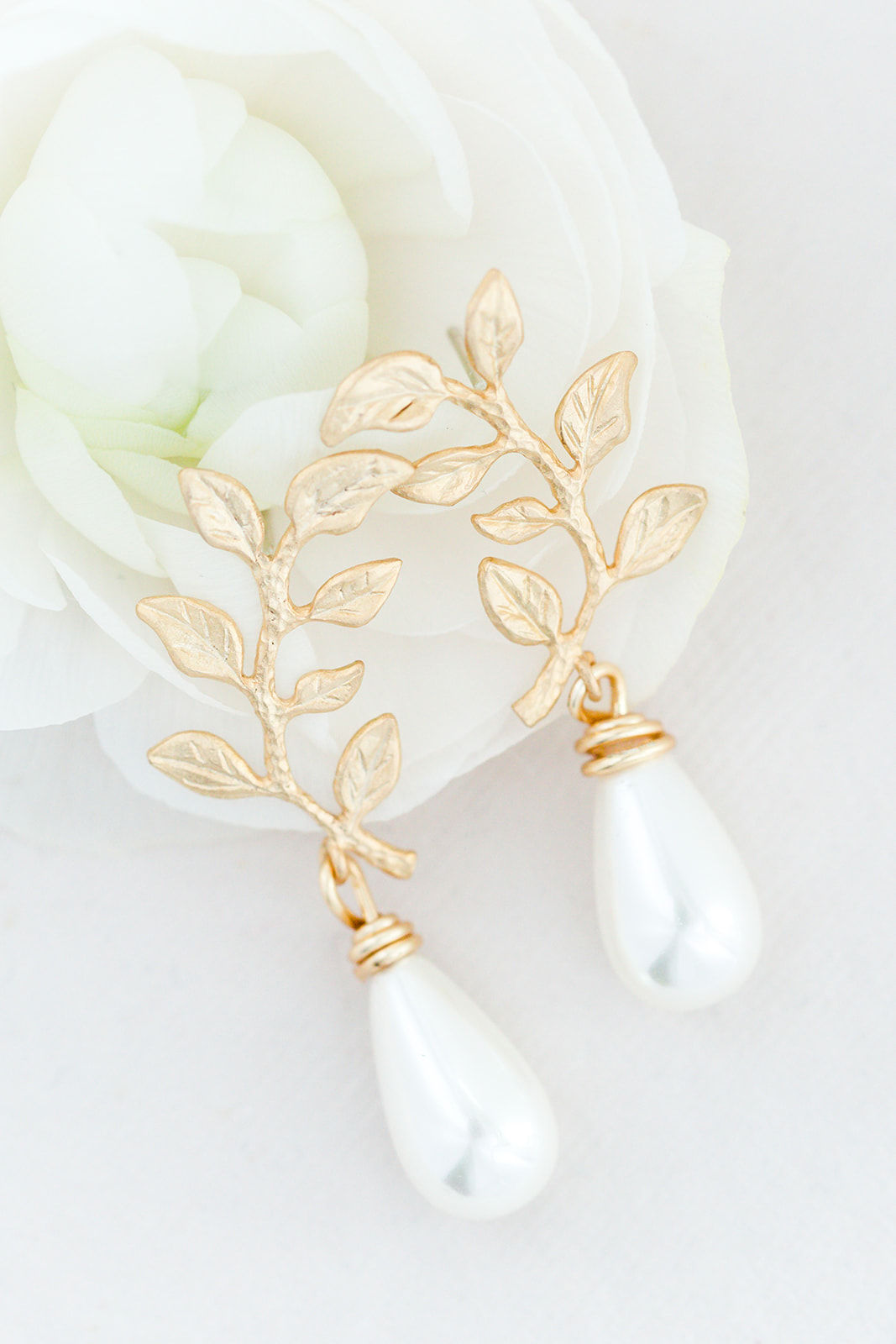 Leaf Pearl Drop Bridal Earrings