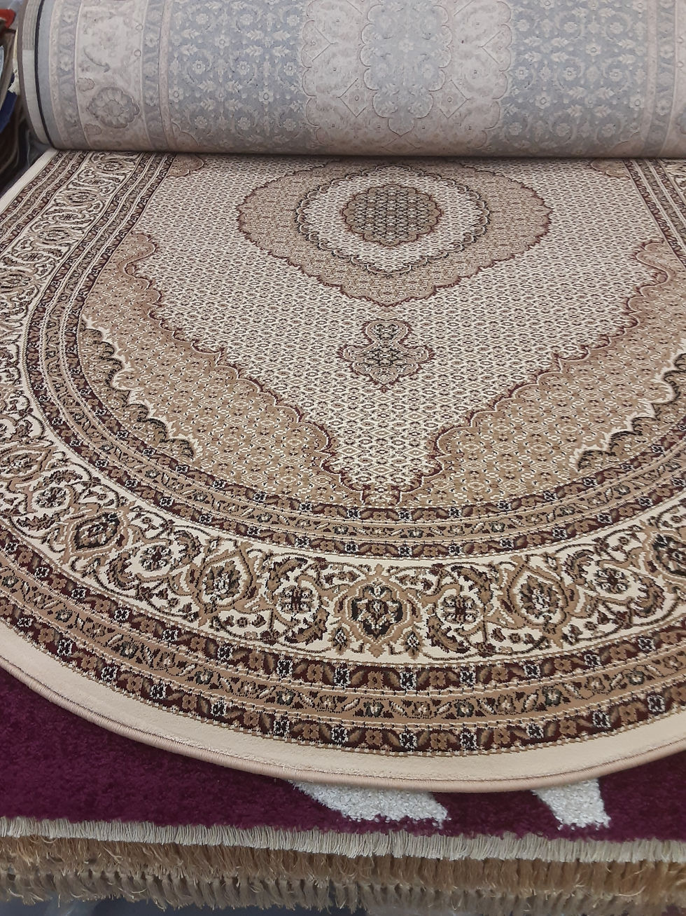 Miniature : big oval oriental rug