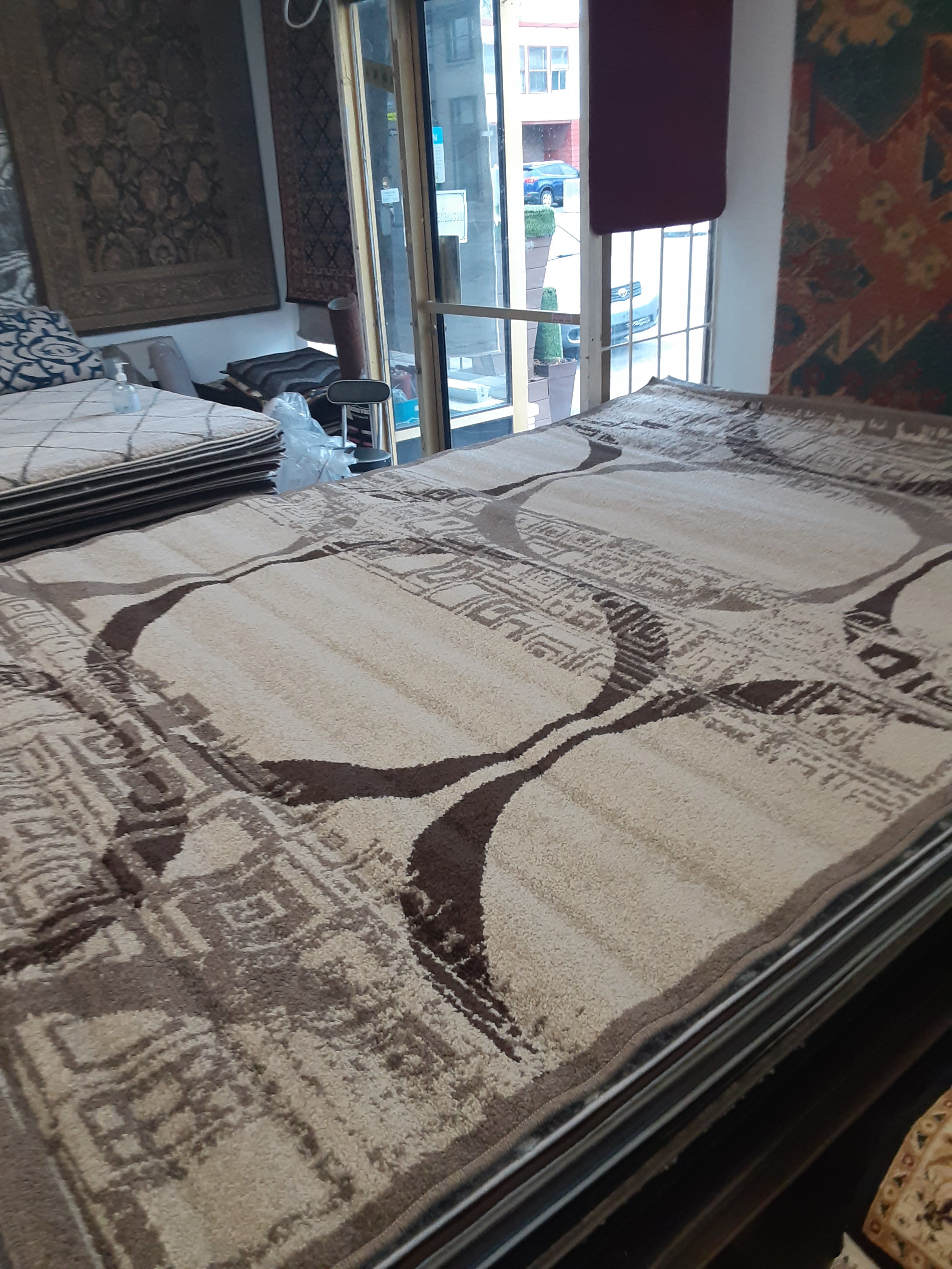 Queen Quay8 (7' by 10')