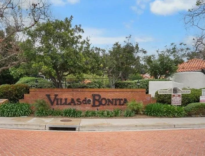4639 Villas Pl