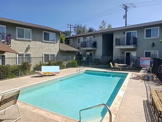 1490 Naranca Ave Unit 10