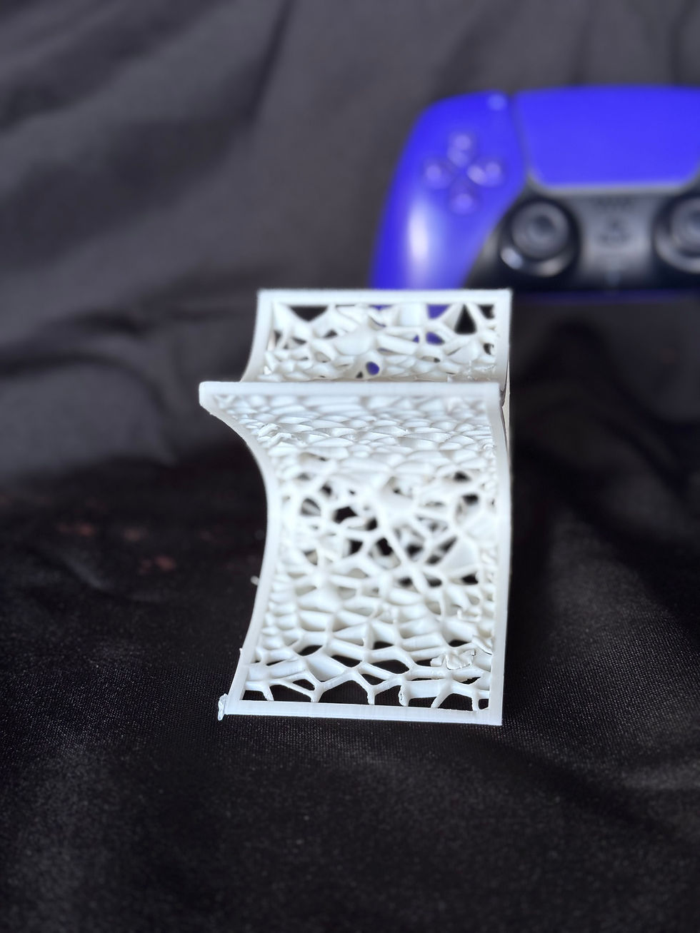 Thumbnail: Universal Controller Stand Webbed